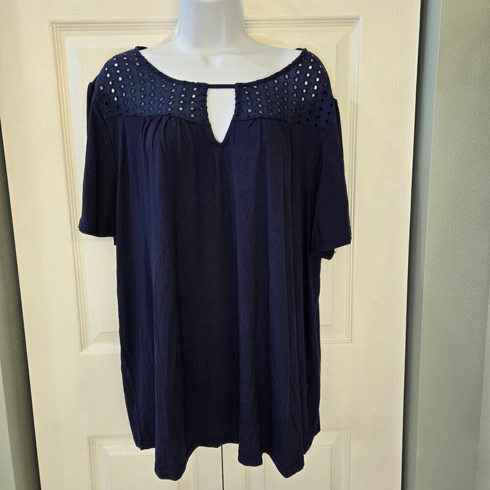 Papermoon Eyelet detail keyhole blue flowy Office church work wear Stitch Fix